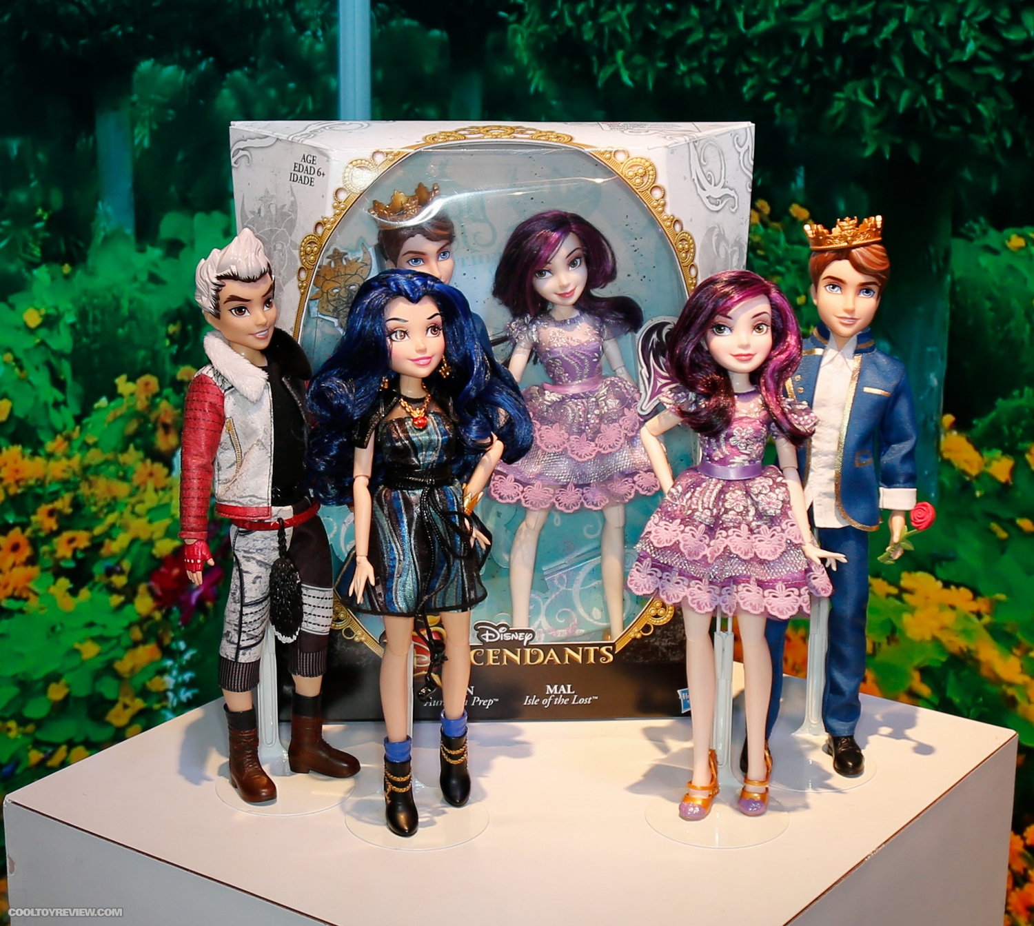 2015-Toy-Fair-Hasbro-Disney-Descendants-Friendship-Games-004.jpg