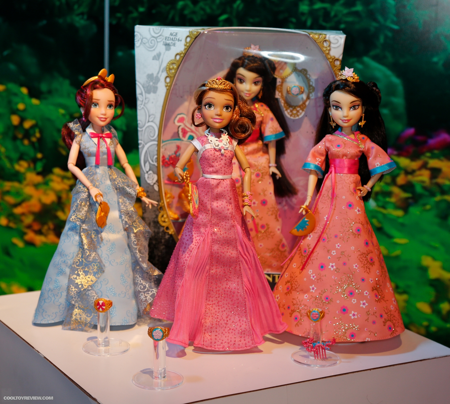 2015-Toy-Fair-Hasbro-Disney-Descendants-Friendship-Games-005.jpg