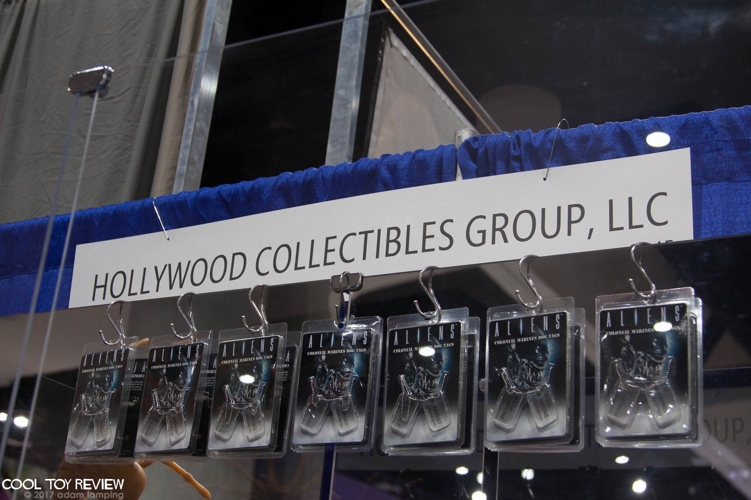 san-diego-comic-con-2017-hollywood-collectibles-group-001.jpg
