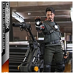 Hot Toys - IM - Tony Stark (Mech Test Version) collectible figure (Deluxe)_PR6.jpg
