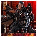 Hot Toys - Deadpool 2 - Cable collectible figure_PR14.jpg