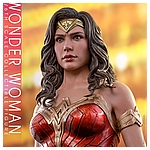 Hot Toys - WW84 - Wonder Woman collectible figure_PR10.jpg
