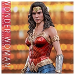 Hot Toys - WW84 - Wonder Woman collectible figure_PR5.jpg