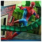 Hot Toys - MSM - Spider-Man (Classic Suit) collectible figure_PR15.jpg