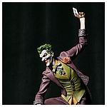 Iron-Studios-Joker-Figure-4.jpg