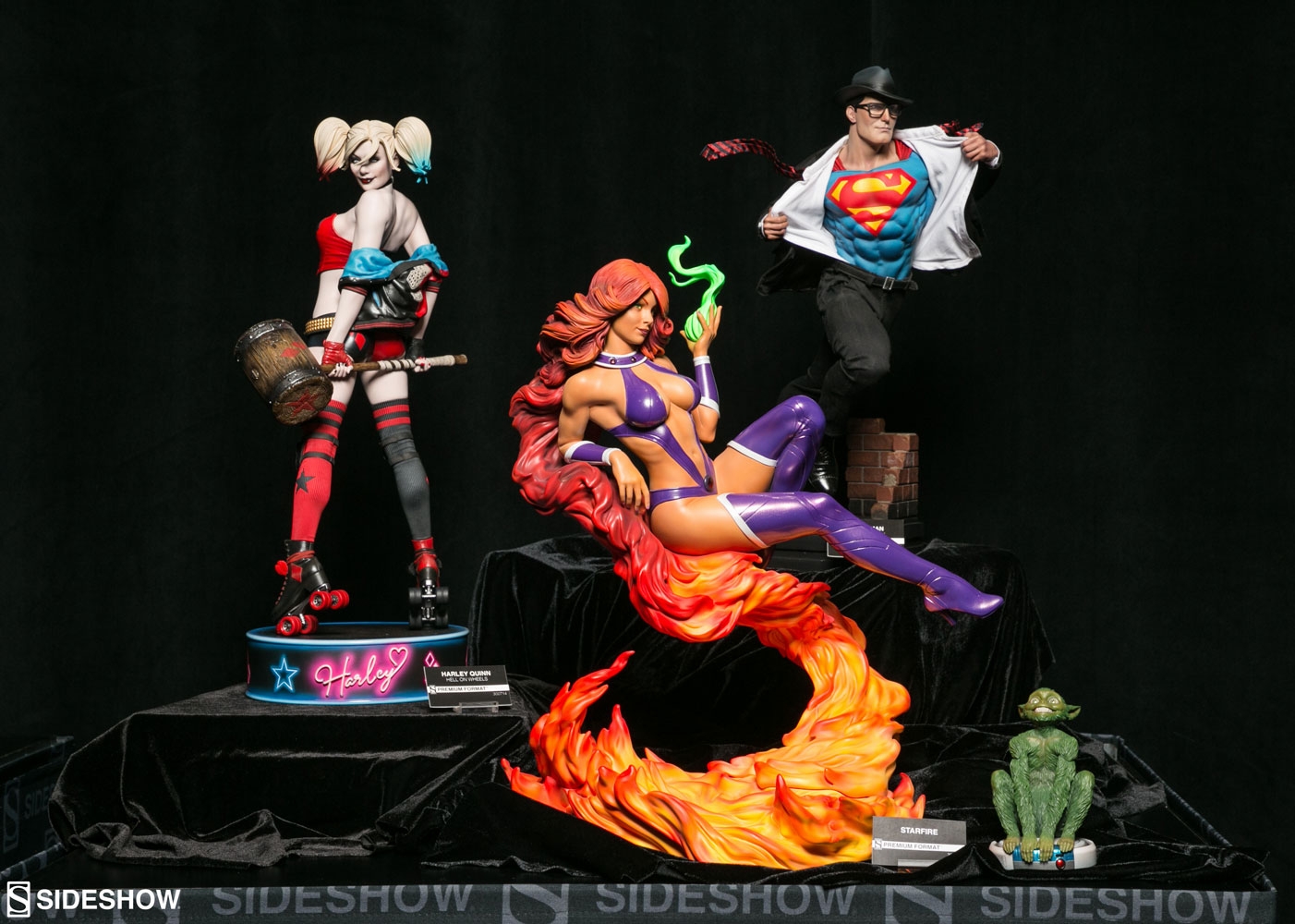 Sideshow-DC-Comics-Collectibles-13.jpg