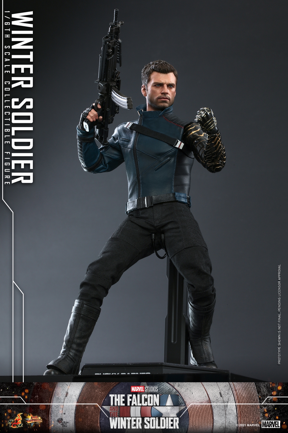 Hot Toys - Falcon and Winter Soldier - Winter Soldier collectible figure_PR03.jpg
