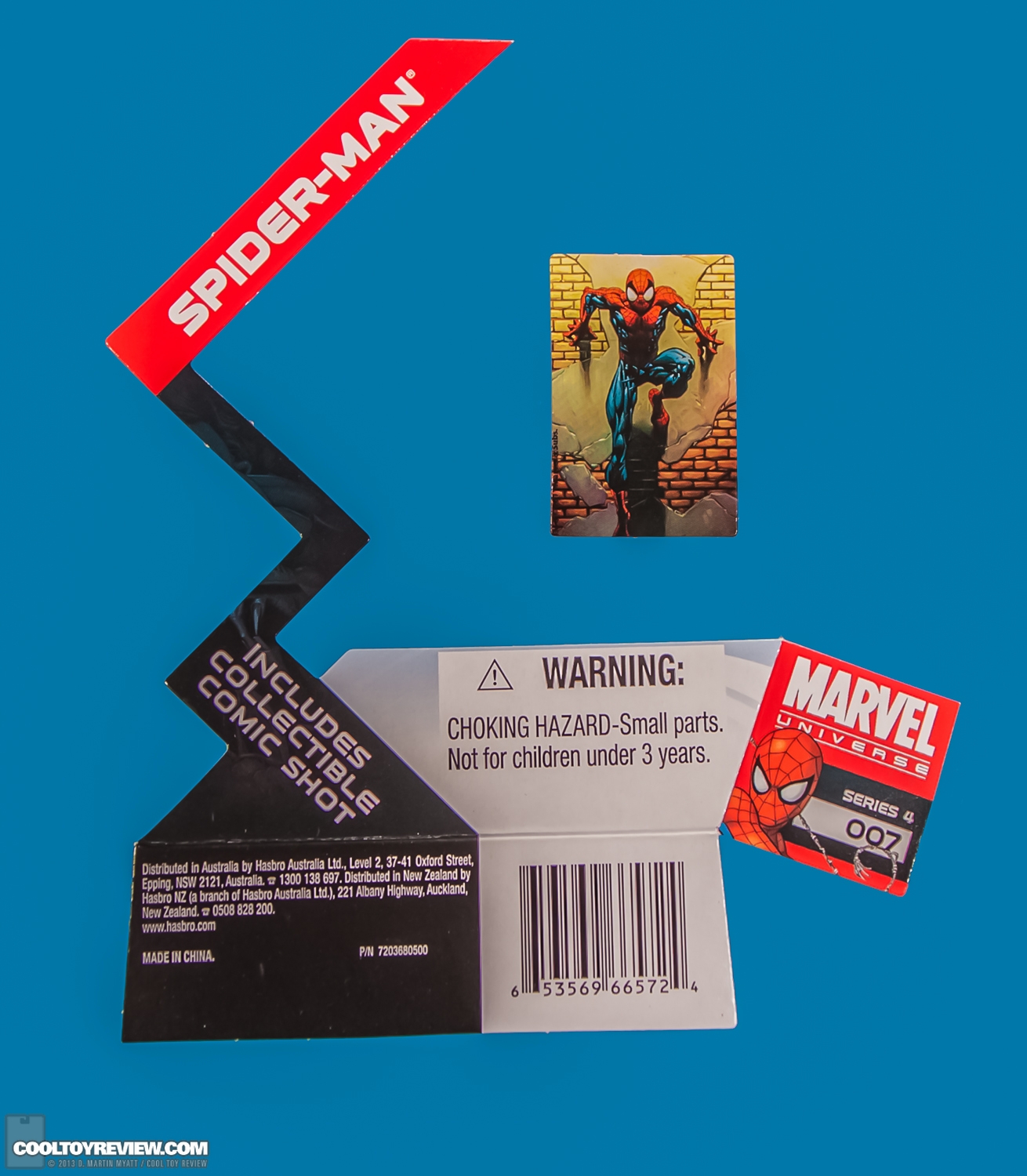 Marvel_Universe_Ultimate_Spider-Man_Peter_Parker_Hasbro-016.jpg