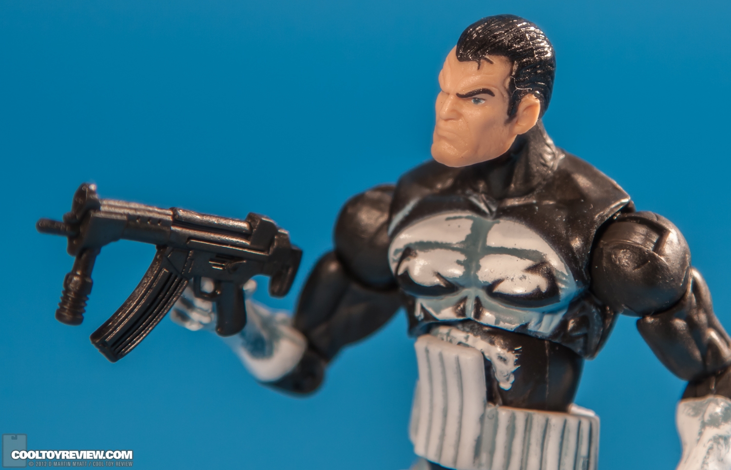 Punisher_Marvel_Universe_Hasbro-12.jpg