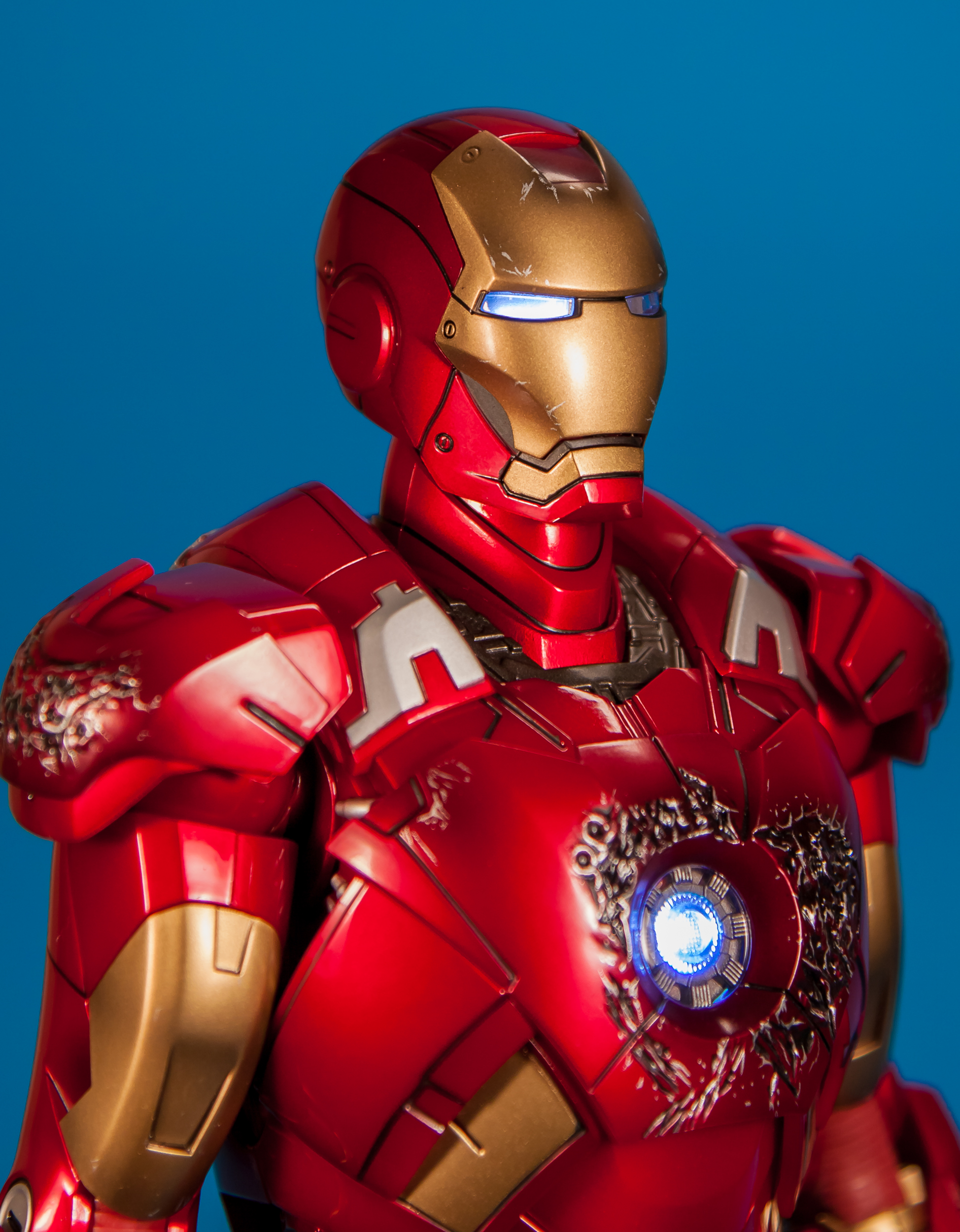 Avengers-Iron-Man-Mark-VII-MMS-185-Hot-Toys-026.jpg