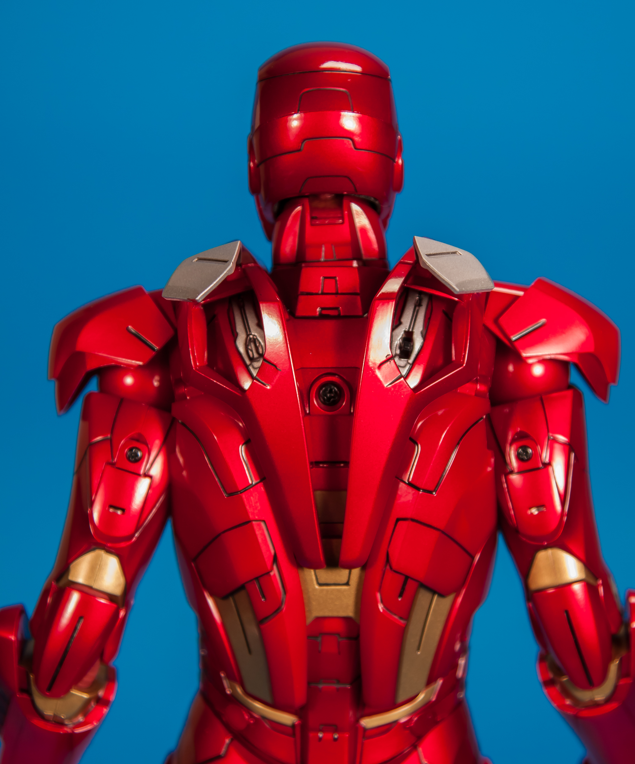 Avengers-Iron-Man-Mark-VII-MMS-185-Hot-Toys-033.jpg
