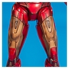 Iron-Man-Mark-VII-Battle-Damaged-Avengers-Hot-Toys-030.jpg