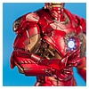 Iron-Man-Mark-VII-Battle-Damaged-Avengers-Hot-Toys-032.jpg