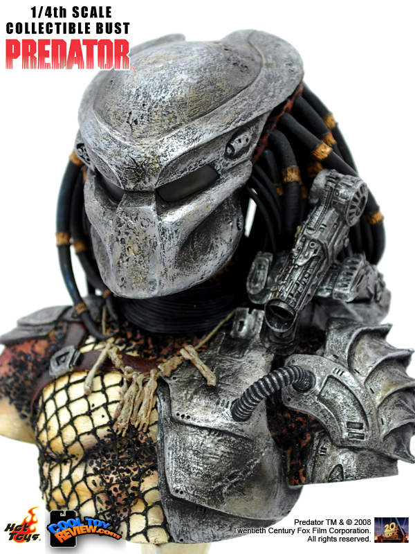 Hot Toys 1/4 scale PREDATOR collectible bust