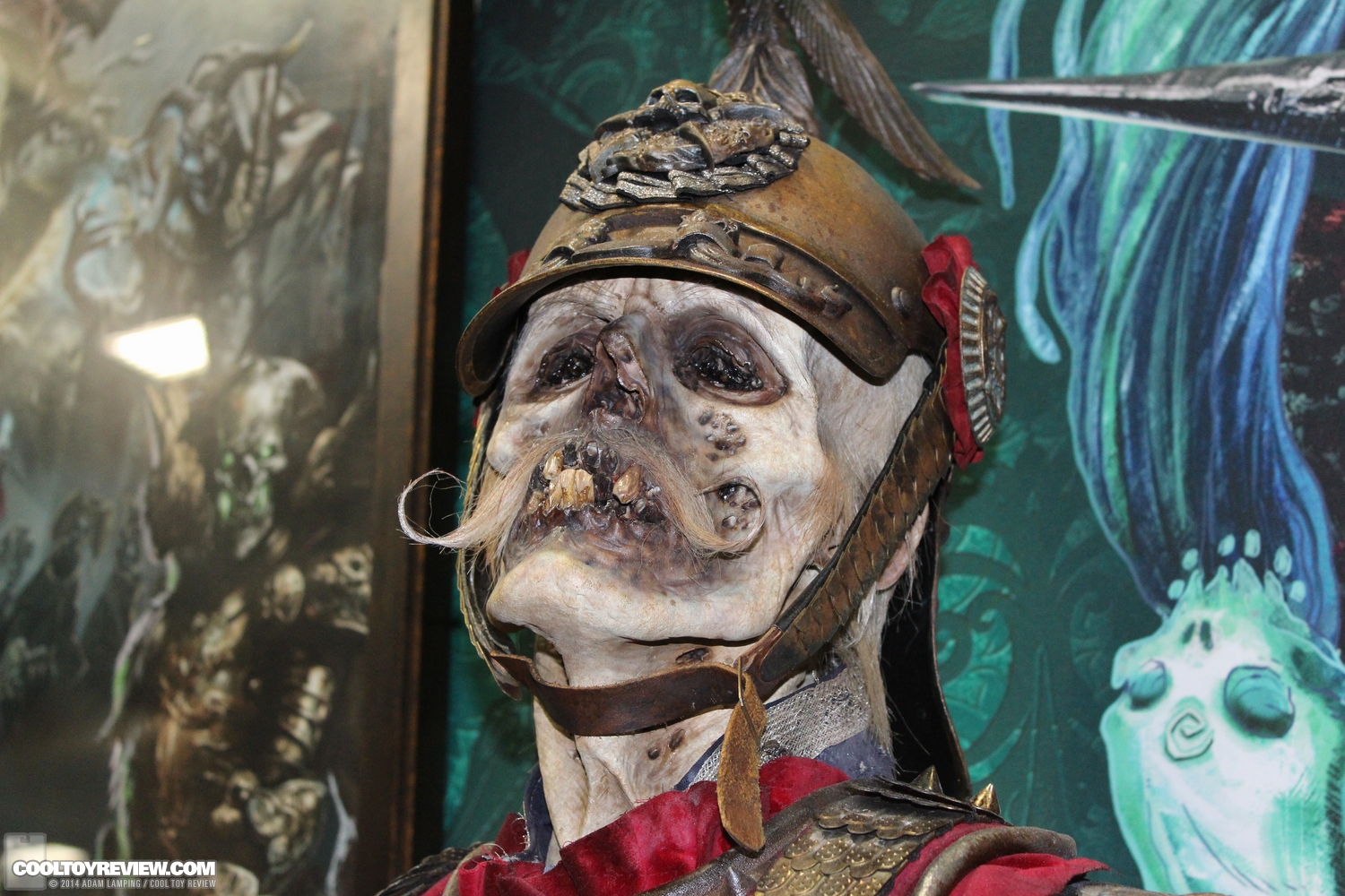 san-diego-comic-con-2014-sideshow-collectibles-court-of-the-dead-011.JPG
