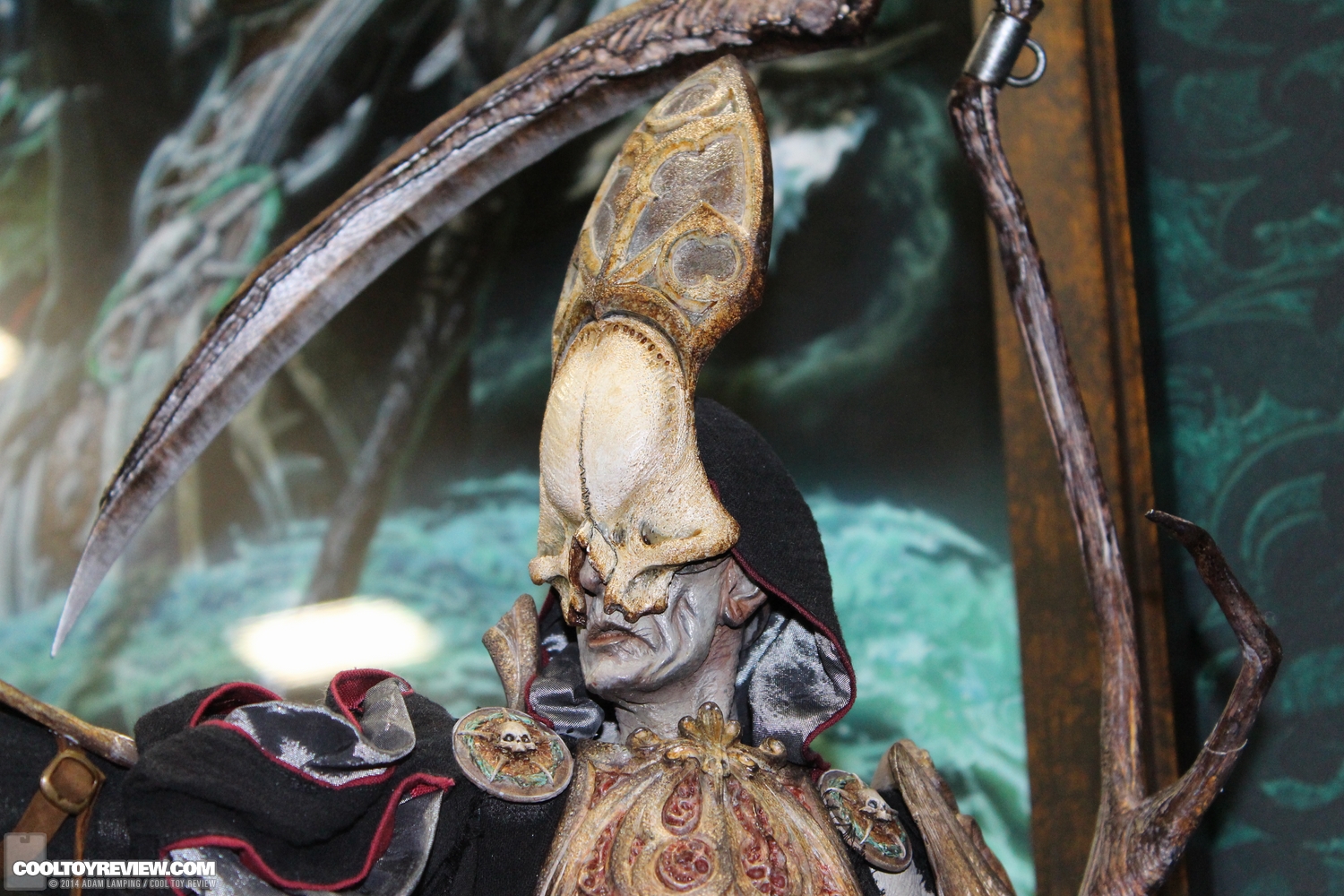 san-diego-comic-con-2014-sideshow-collectibles-court-of-the-dead-035.JPG