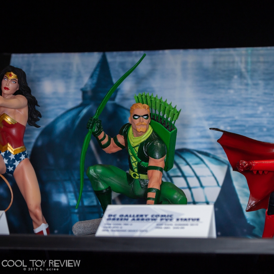 DC-Collectibles-Toy-Fair-2019-009.jpg