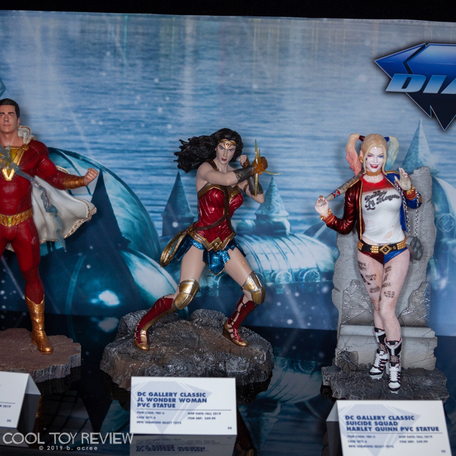 DC-Collectibles-Toy-Fair-2019-017.jpg