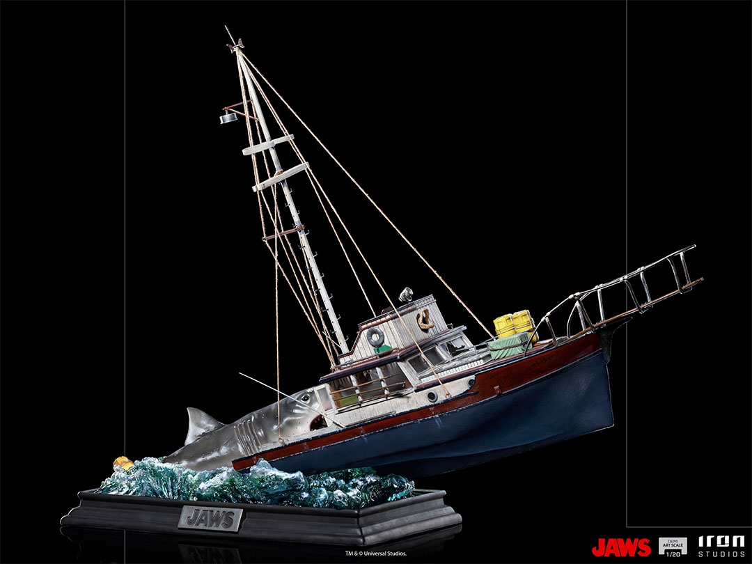 Jaws Attack-IS_02.jpg