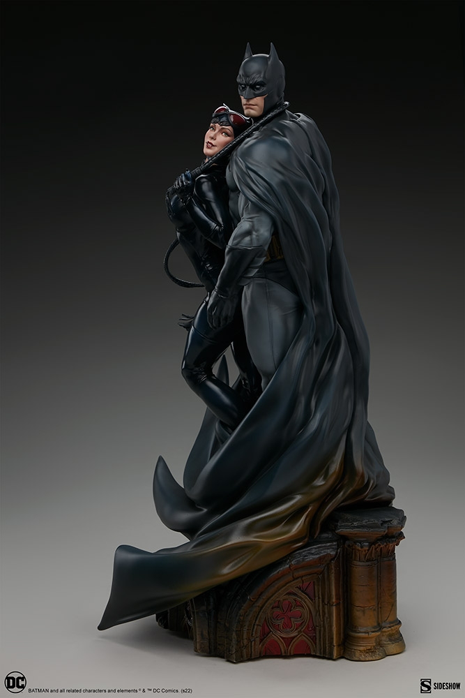 batman-and-catwoman_dc-comics_gallery_62698cb498d3e.jpg