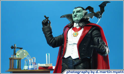 COOL TOY REVIEW: Diamond Select Toys Grandpa Munster Action Figure