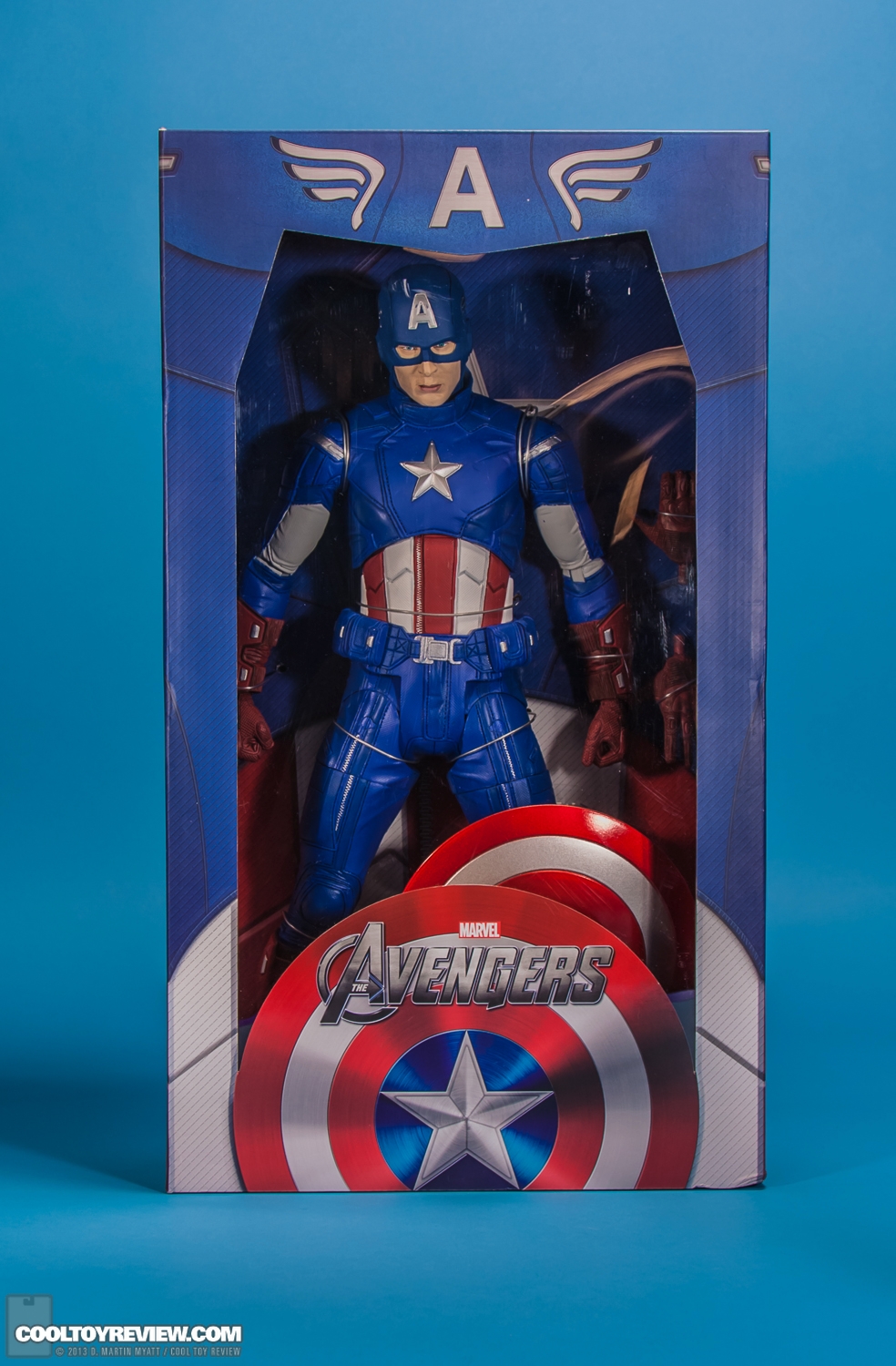Captain_America_Avengers_NECA-017.jpg