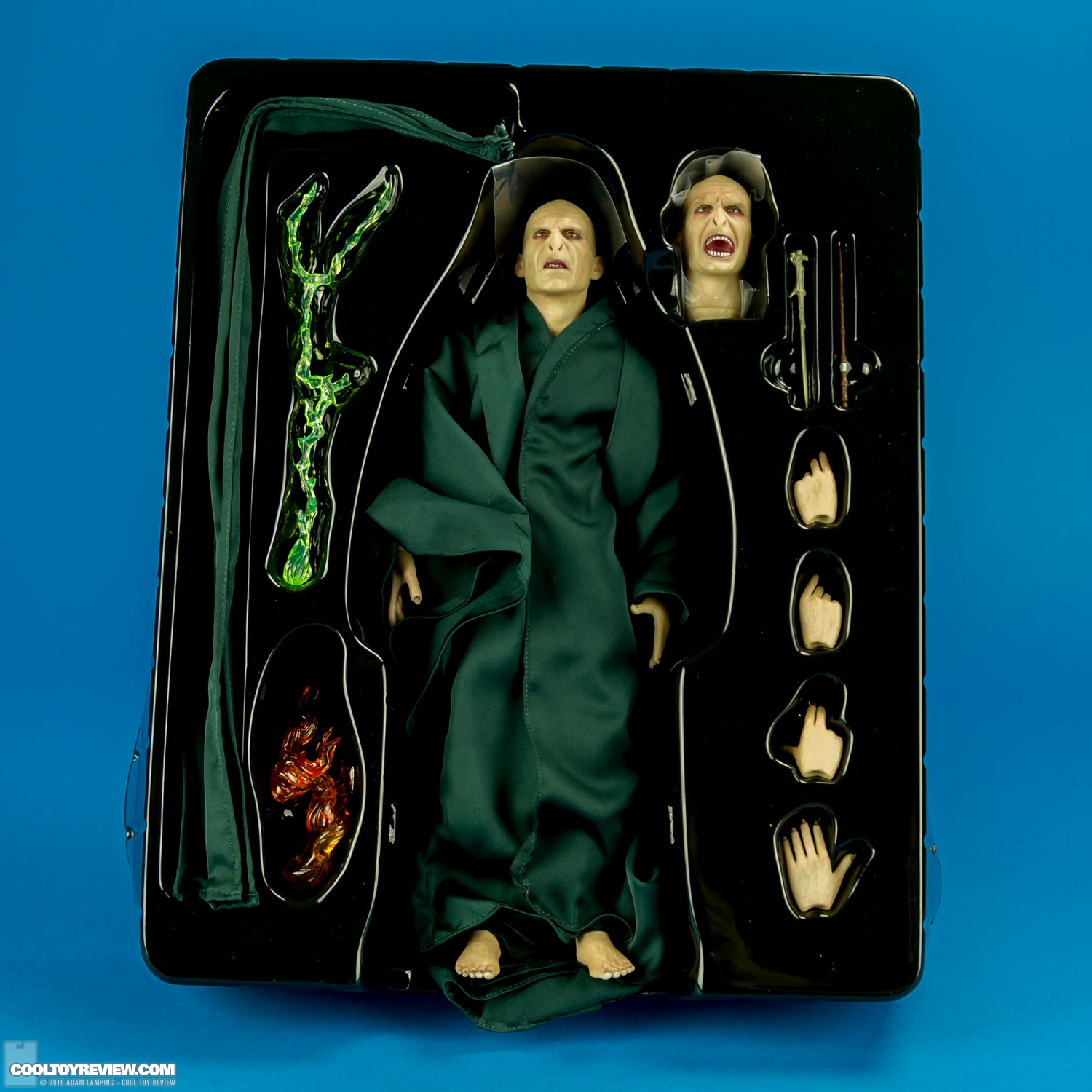 star-ace-toys-harry-potter-voldemort-sixth-scale-figure-033.jpg